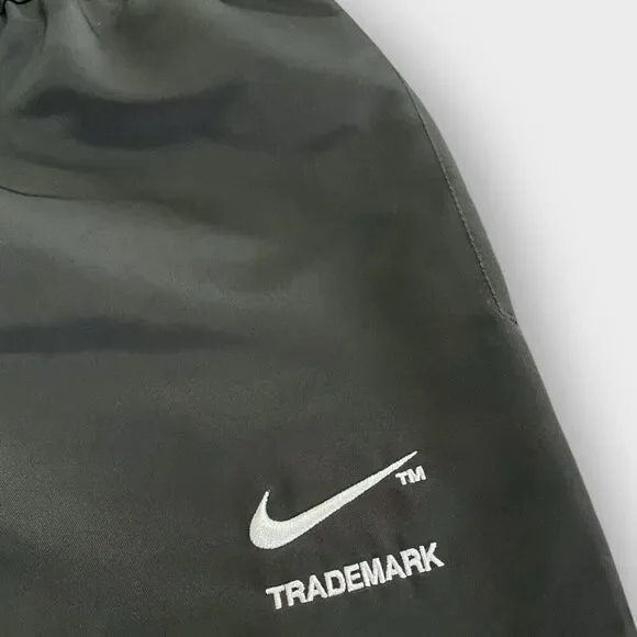 Nike Sportswear Water Repellent Woven Black Pants Mens size M New DD6057-010 (b) - Picture 6 of 12